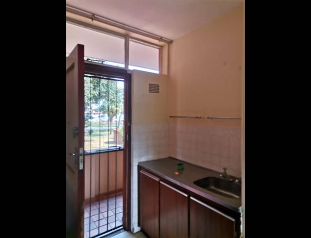 1 BEDROOM PROPERTY TO RENT IN EMPANGENI CENTRAL